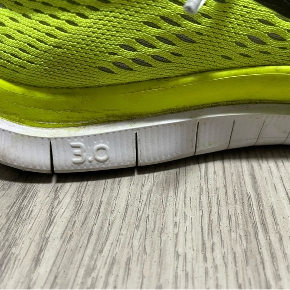 Nike Free 3.0 Neon Yellow and Gray Sneakers Sz 8.5 Women’s - Picture 7 of 7